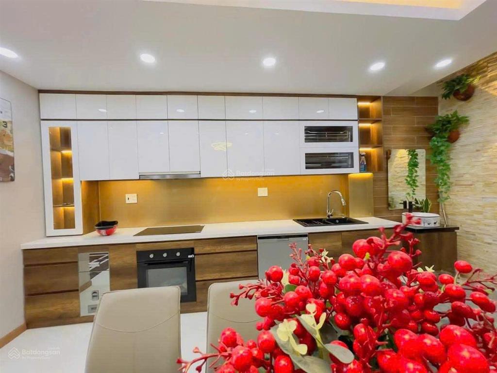Xuất cảnh bán gấp nhà hồ học lãm, 72m2, 4 tầng btct, 4 pn, 4 wc, hẻm nhựa thông 8m, khu dân trí