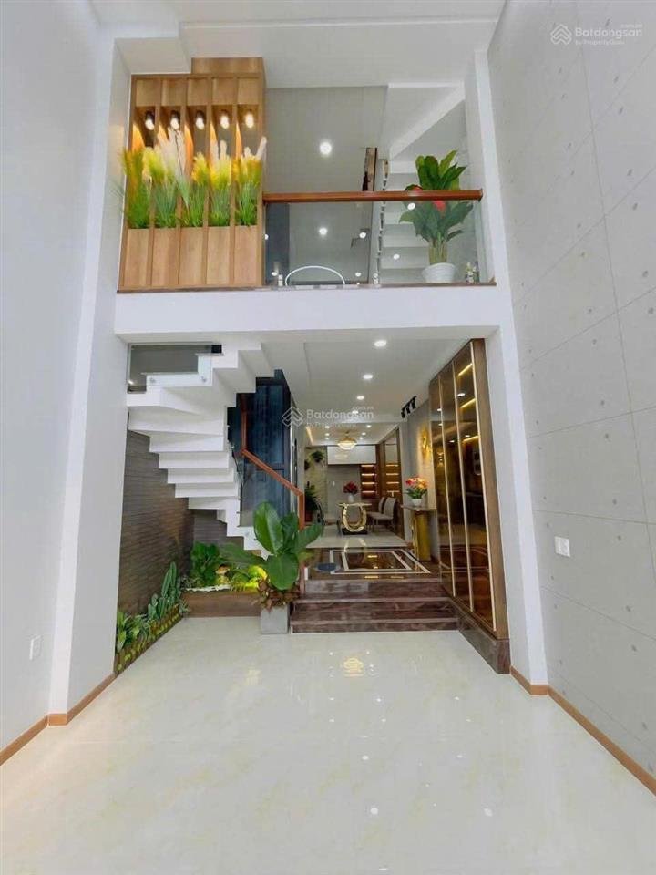 Xuất cảnh bán gấp nhà hồ học lãm, 72m2, 4 tầng btct, 4 pn, 4 wc, hẻm nhựa thông 8m, khu dân trí