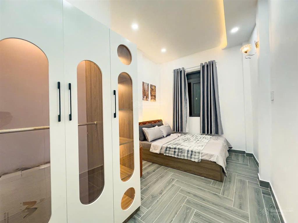 Bán gấp nhà mới phùng tá chu, 48m2, 4 tầng btct, 4pn 4wc, sân thượng, gần cv phú lâm, ô tô tới nhà