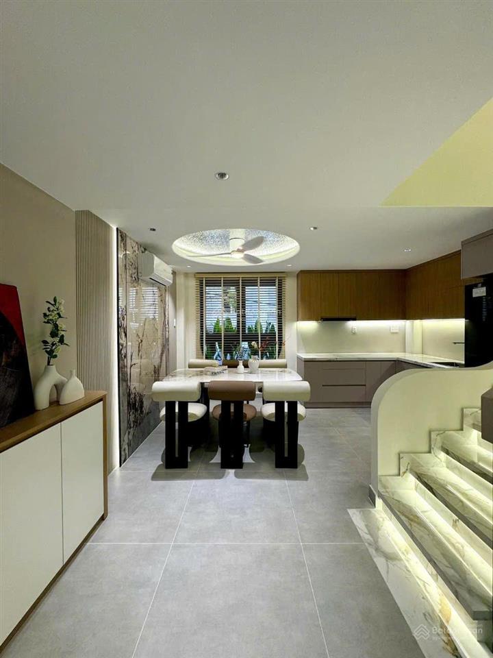 Nhà mới xây hxh 8m phạm phú thứ, 4 tầng btct, 4pn 4 wc, có sân thượng, gần chợ bình tiên,