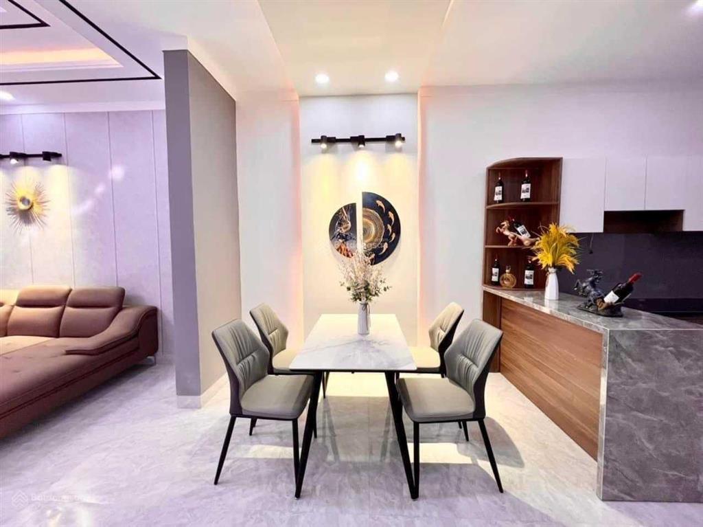 Nhà hxh đặng nguyên cẩn, 64m2, 4 tầng btct 4pn 4 wc, kế bên chợ phú lâm, vài căn ra mặt tiền