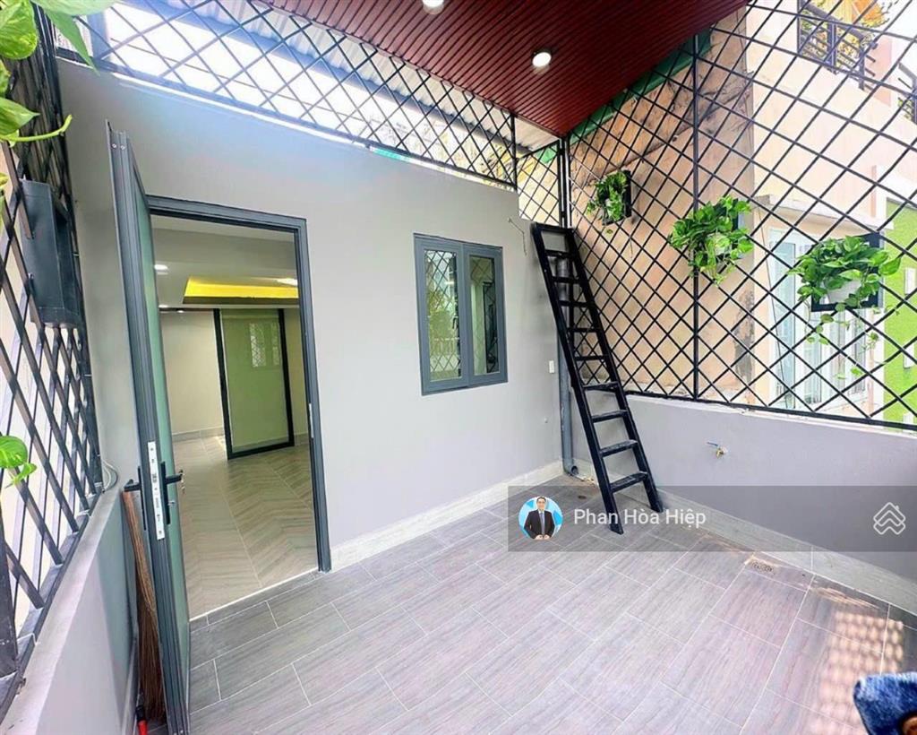 Nhà mới ở liền hậu giang 48m2 3 tầng btct 4pn hàng xóm thân thiện