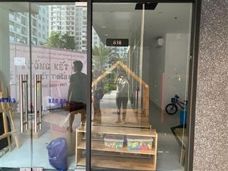 Chính chủ cho thuê chân đế toà gs1 dự án vinhomes smart city  giá rẻ nhất khu 15tr/ tháng