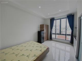Chính chủ trống studio ban công cửa sổ full tiện nghi. thang máy  hầm xe. ưu đãi cho khách ở liền