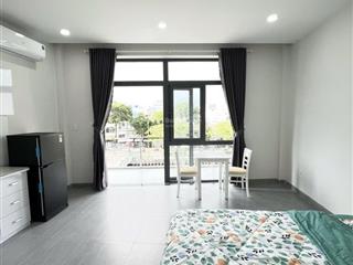 Cho thuê studio ban công lớn 35m2 view công viên nhiêu lộc. máy giặt riêng. giảm 1 tr/tháng