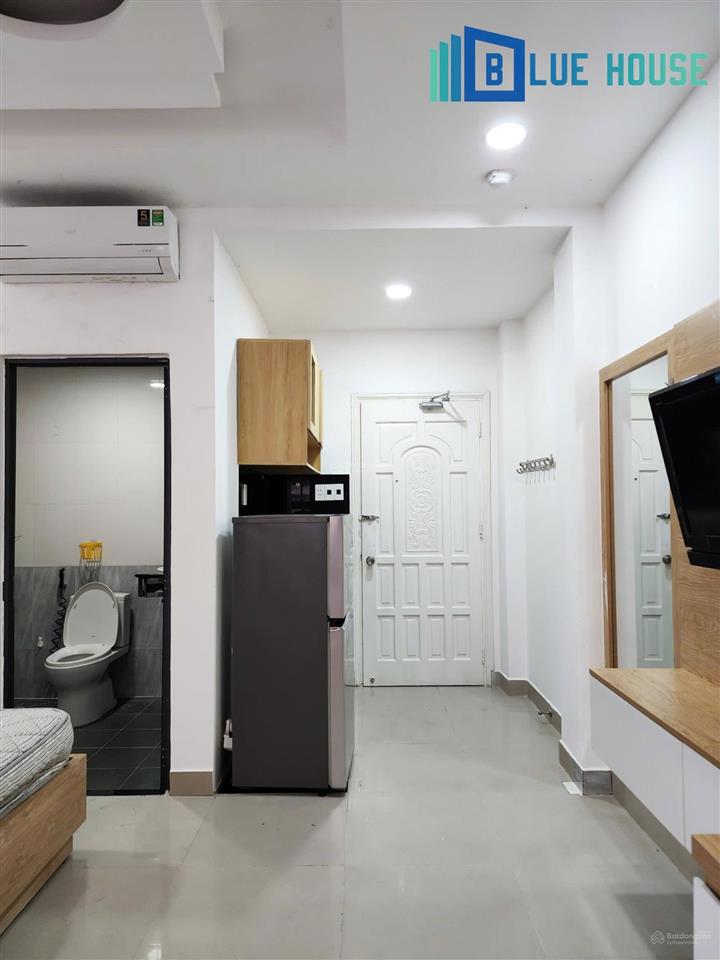 Chính chủ cho thuê 1pn + studio tách bếp full tiện nghi ngay cầu lê văn sỹ. giảm 500k/th