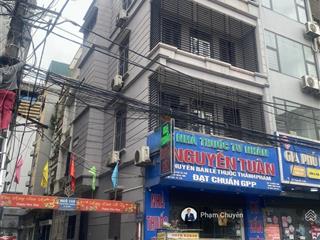 Bán nhà nguyễn tuân, thang máy, vỉa hè ô tô tránh, 67m2, 2 thoáng, hơn 15 tỷ