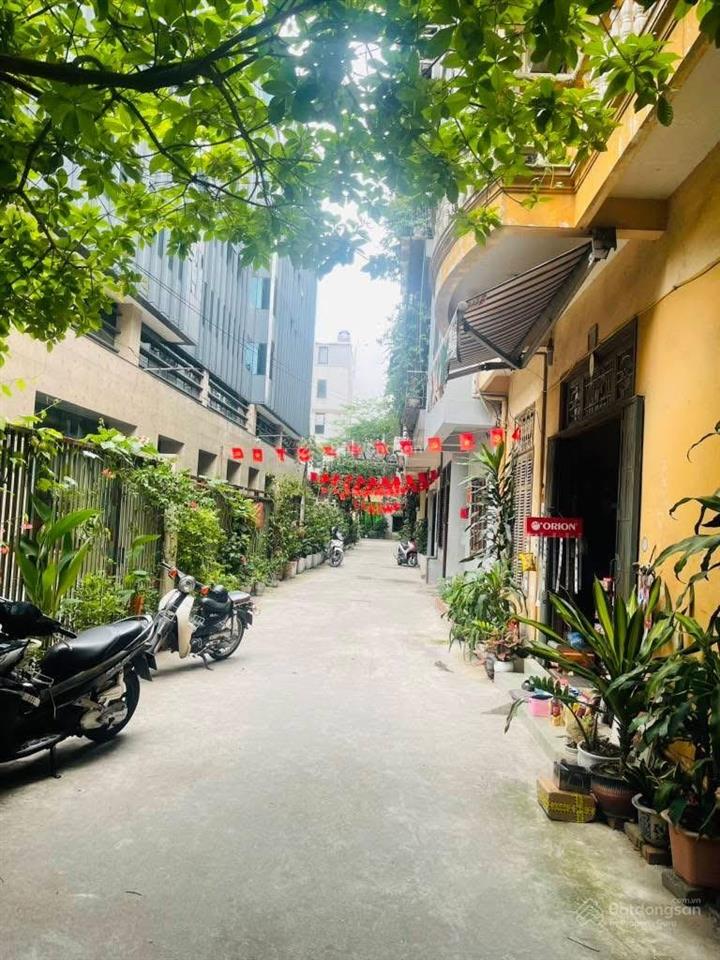 Cần bán gấp nhà lê văn lương, gara ô tô 7 chỗ, 2 thoáng, gần phố, nội thất mới, 62m2, hơn 19 tỷ