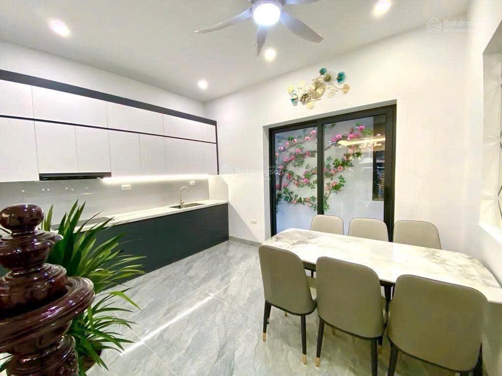 Cần bán gấp nhà nguyễn thị định, lô góc, mặt tiền rộng, ô tô đỗ cửa, full nội thất, 14 tỷ