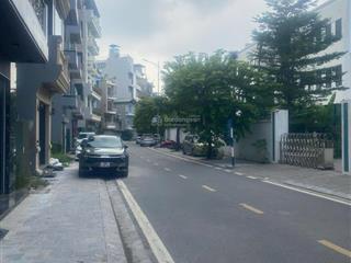 Chính chủ cần bán gấp nhà 39m2, 4 tầng đẹp đường khuất duy tiến, ô tô đỗ cửa, 6,8 tỷ