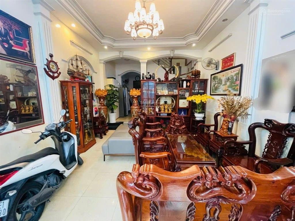 Vị trí đắc địa số 1 thanh xuân, 1 bước ra phố, thông số vàng, ôtô 3 hàng ở cửa, 60m2, hơn 18 tỷ