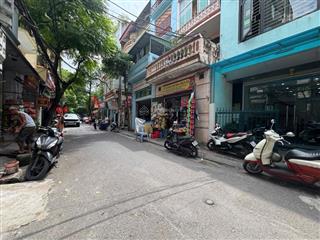 Bán nhà hoàng ngân, ngõ thông nông gần phố, nhà mới, view sân chung cư, 48m2, hơn 14 tỷ