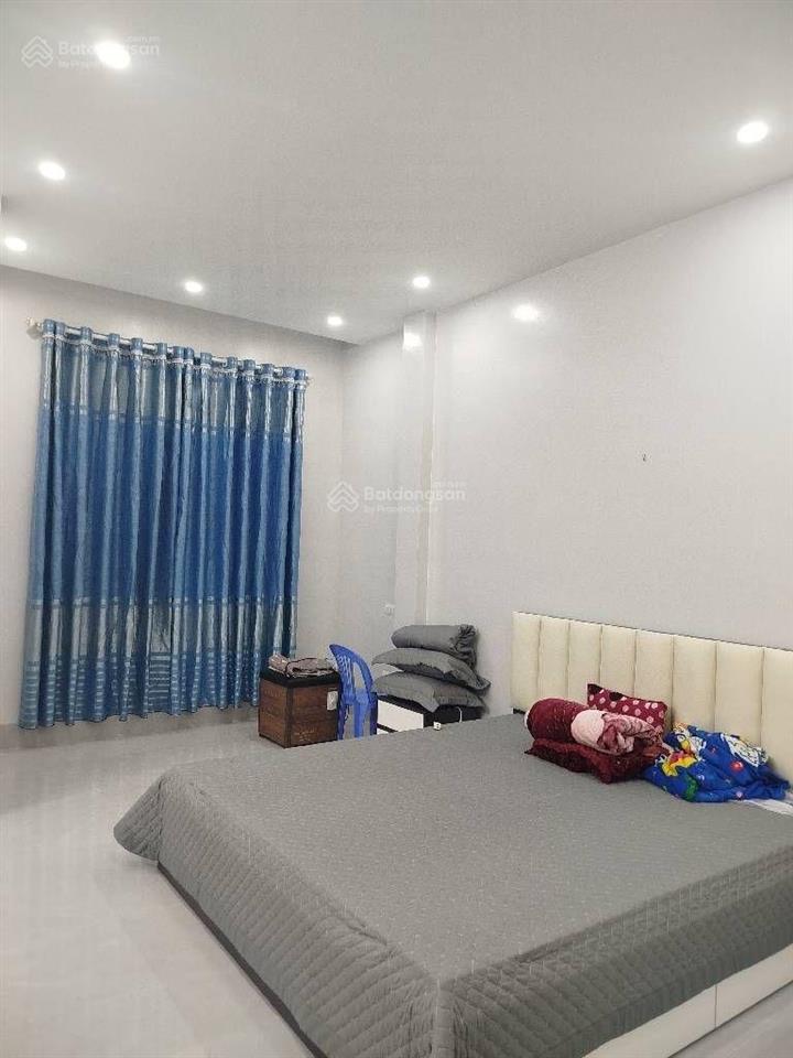 Nhà gần trường lý thái tổ, thoáng sáng, mặt tiền rộng khu hoàng ngân khoảng 13,5 tỷ