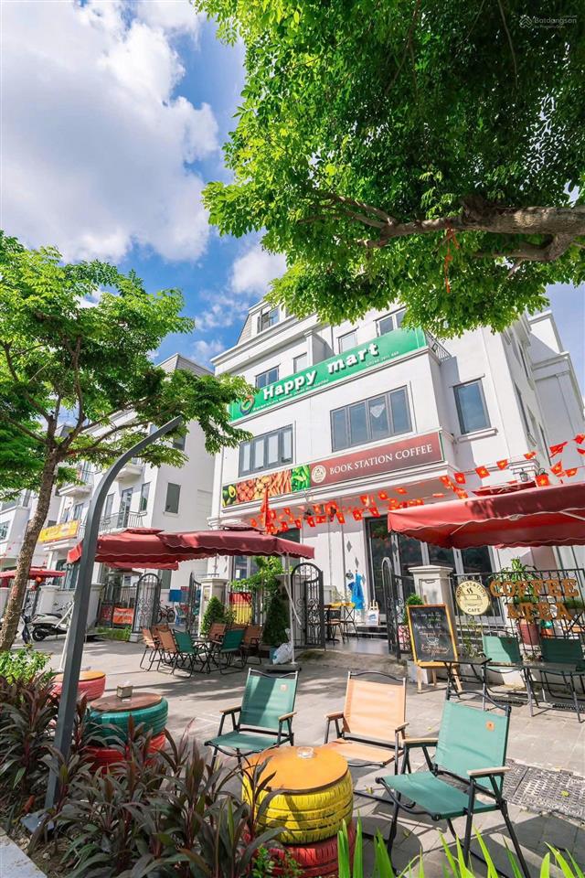 Biệt thự dương nội đối diện đại học phenikaa giá 200tr/m2 = rẻ nhất thời điểm hiện tại