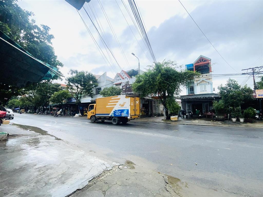 Bán lô góc mặt tiền nguyễn chánh đường 10m5 trục thông biển , vị trí đang kinh doanh