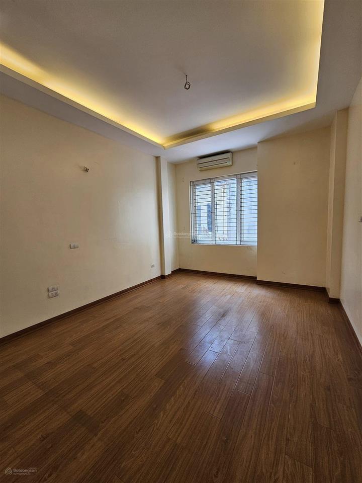 Bán nhà khu x4  ngõ 28 dương khuê  quận cầu giấy. 55m2 5 tầng  phân lô ô tô giá chỉ 21 tỷ