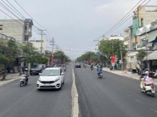 Bán nhà mặt tiền đường huỳnh tấn phát quận 7  phù hợp xây dựng căn hộ dịch vụ, diện tích 231 m2
