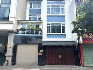 Bán nhà mặt phố linh lang  đào tấn. diện tích 85m2  mặt tiền 7m