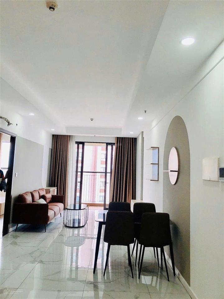 Bán căn rộng đẹp 2pn 2wc 85m2 giá 3.1 tỷ cửa đông nam chung cư opal boulevard