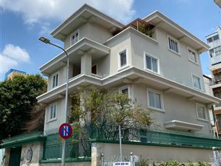 Bán biệt thự góc 3 mặt tiền nguyễn thành ý quận 1. dt 13x20m trệt 2l. giá 145tỷ