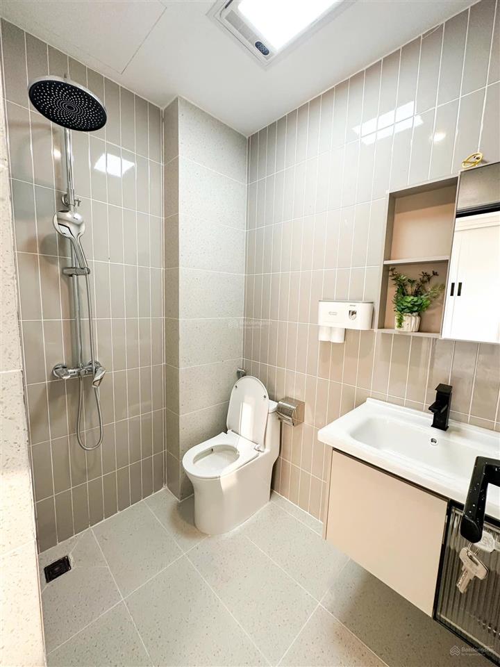 Toà apartment  lô góc  dt 60tr/th  gần hồ tây  thang máy  nội thất 5 sao  7 tầng thang máy