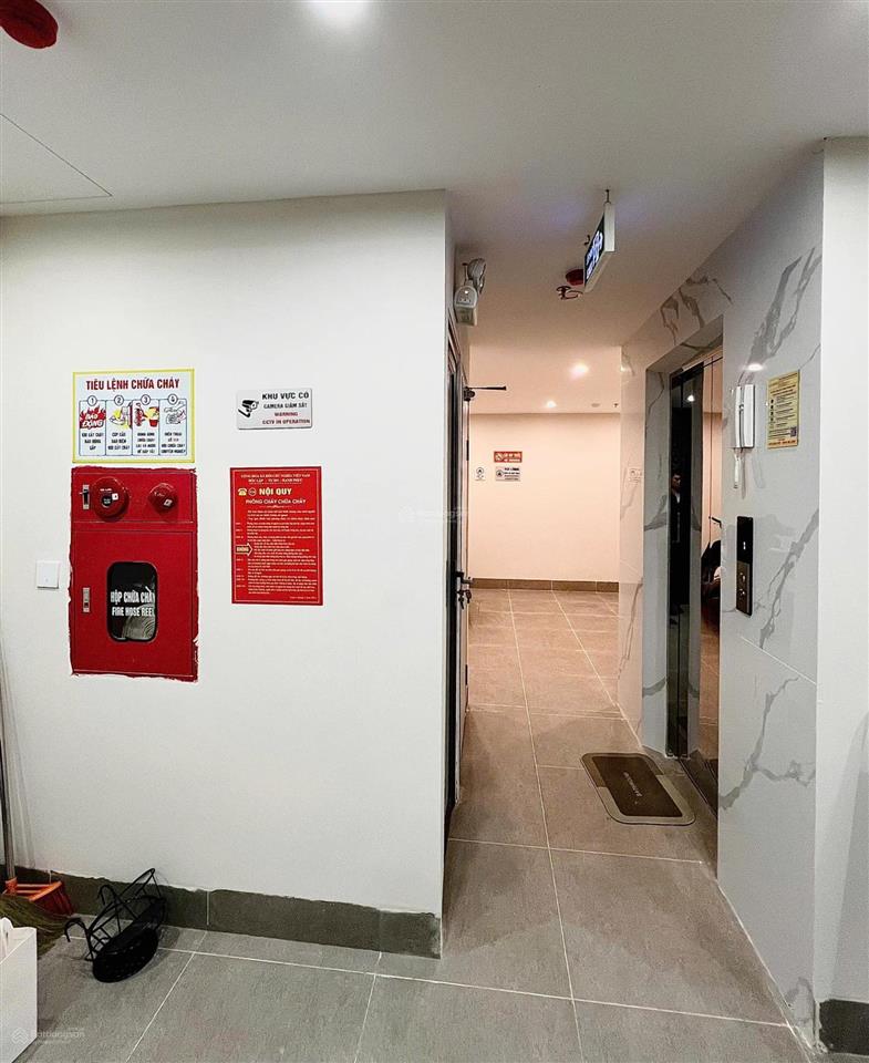 Toà apartment  lô góc  dt 60tr/th  gần hồ tây  thang máy  nội thất 5 sao  7 tầng thang máy