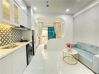 Chdv cầu giấy  gần ôtô  2 thoáng  dt 60 triệu/tháng  12 pkk  7 tầng thang máy  pccc đầy đủ