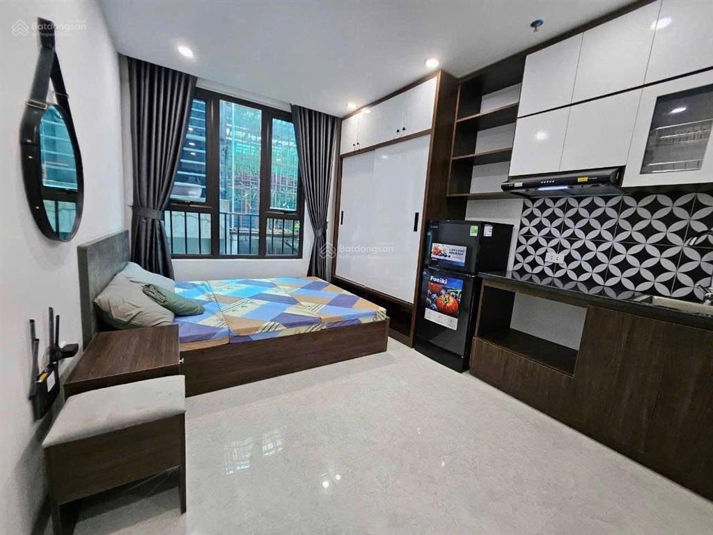 Trần cung 86m2 * 6 tầng mt 6m  21 tỷ cầu giấy 18 phòng dt 100 triệu, 10m ra ô tô tránh