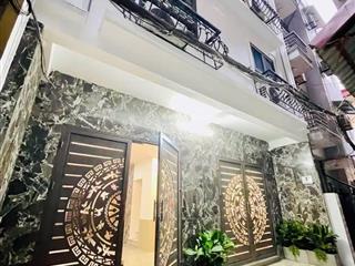 Chdv 100m2 * 7tầng  mt 7m 2x tỷ  trung tâm đống đa  2 thoáng, gần ôtô  23pkk  dt 150tr/th