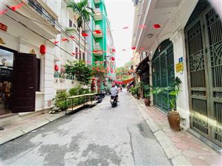 Bán đất tại nghĩa đô, cầu giấy, 15 tỷ, 50m2 bao đẹp giá tốt, phân lô, 2 thoáng trước sau
