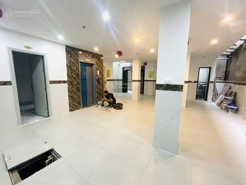 Chdv tx 110m2*7t, mt 7.2m  28pkk  2 thoáng  cách ô tô 20m  dt 150tr/th  gpxd&pccc