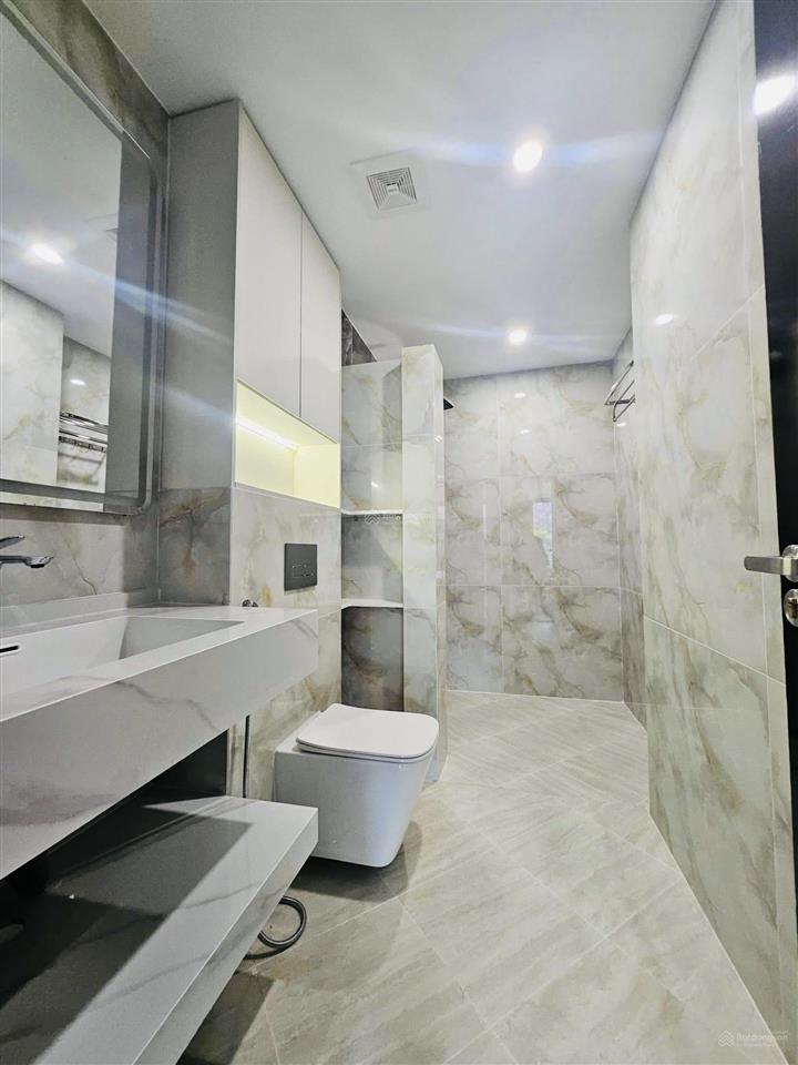Trần duy hưng  50m2*5t thang máy, mt 7m  13 tỷ lô góc  ngõ nông  mới tênh