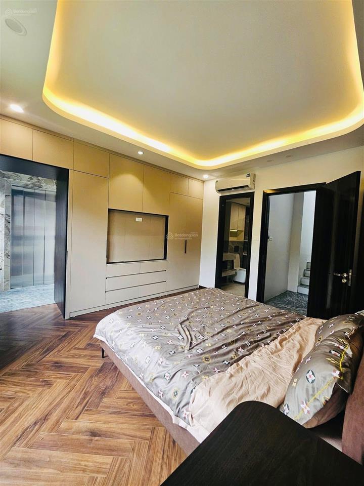 Trần duy hưng  50m2*5t thang máy, mt 7m  13 tỷ lô góc  ngõ nông  mới tênh