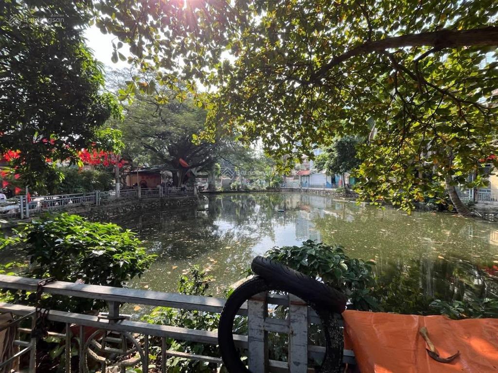 Nhà đẹp đón tết  quan nhân  3 bước chân ra hồ  20m ra mặt phố  2 thoáng  38m2 * 5 tầng  8 tỷ