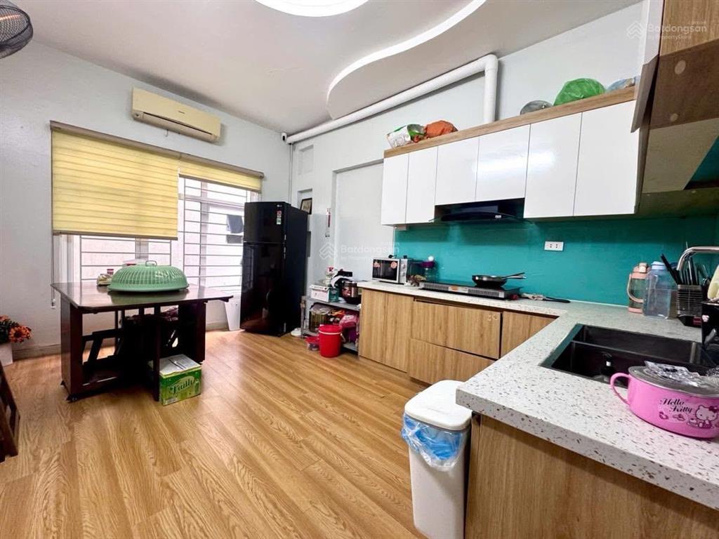 Nhà đẹp đón tết  quan nhân  3 bước chân ra hồ  20m ra mặt phố  2 thoáng  38m2 * 5 tầng  8 tỷ