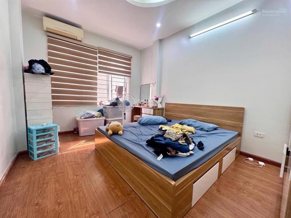 Nhà đẹp đón tết  quan nhân  3 bước chân ra hồ  20m ra mặt phố  2 thoáng  38m2 * 5 tầng  8 tỷ