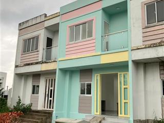 Bán nhà liên kế hoàn thiện 2pn, 2wc, 71.2m2 ở vĩnh tân, tân uyên, bình dương, 2,2 tỷ