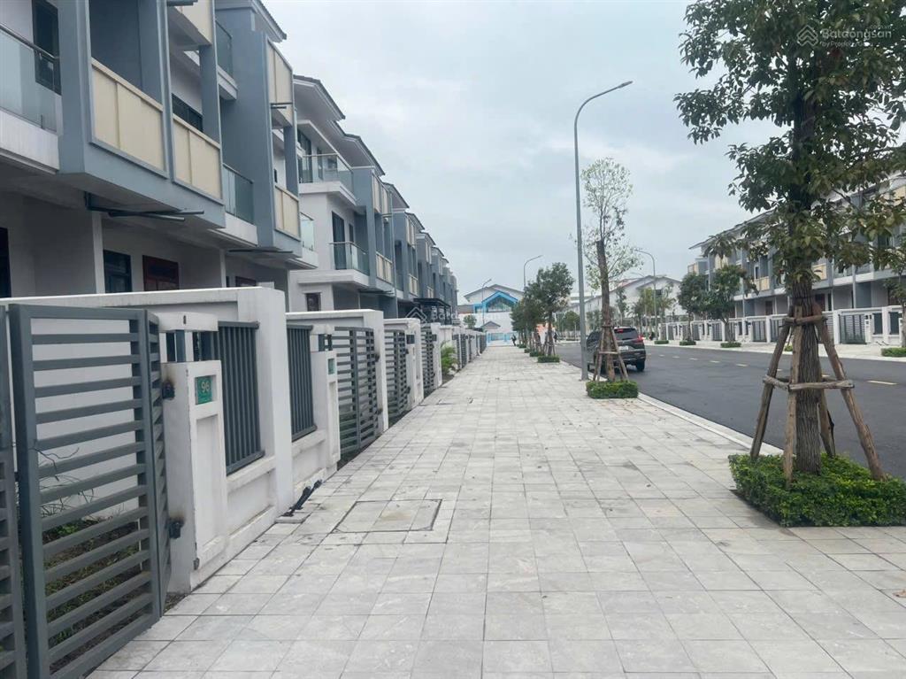 3 tầng thô đơn giá rẻ nhất  vị trí đẹp nhất  dự án sapphire gem  đường 9c  thuỷ nguyên  hp