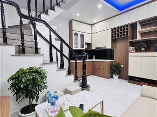 Bán nhà riêng sổ 30m, 5 tầng, mt 5m nở hậu 6.2 tỷ ở gốc đề minh khai, ngõ thông, 80m ra ô tô