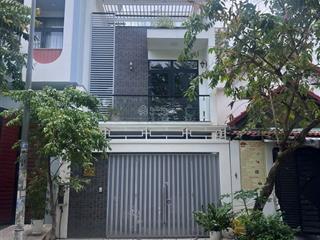 Nhà mặt tiền 3 tầng 4pn đường số phạm hữu lầu  trung tâm quận 7  giá chỉ 11,8 tỷ