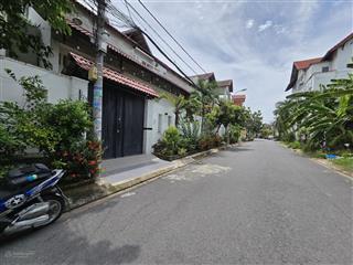 Biệt thự 2 mặt tiền, giáp quận 7, 212m2 (10.6x21) a4, lê văn lương, phước kiển, nhà bè. chỉ 17.5 tỷ