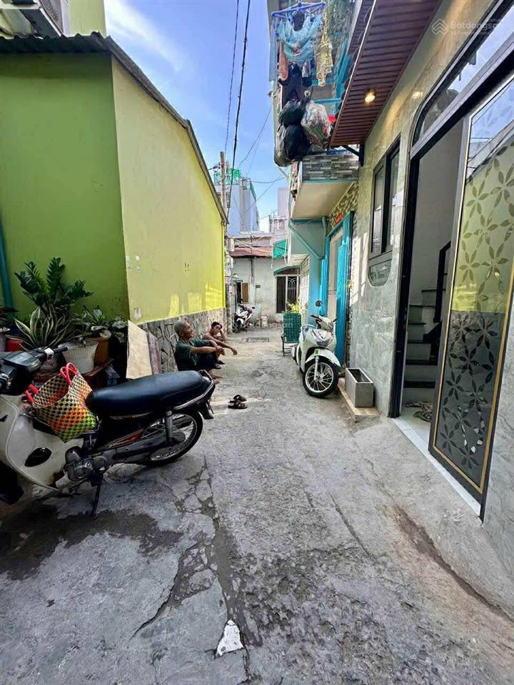 Hot! chỉ 2.45 tỷ, nhà 2 tầng, 2pn, hẻm 3 gác, dã tượng  hưng phú p10 q8, gần mặt tiền, sổ riêng