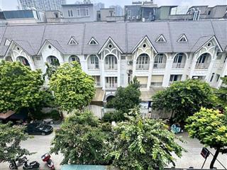 Biệt thự vip geleximco a, 2 mặt thoáng, ô chờ thang máy, 120m², sát vinhomes, giá 26.2 tỷ