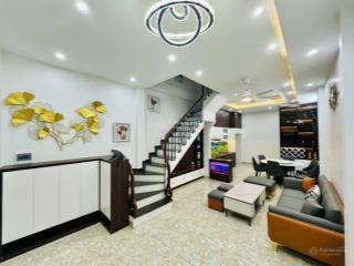 Nhà đẹp 46m2 đống đa  ô tô  giá chỉ 10.9 tỷ