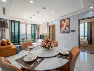 Gia đình đi định cư cần bán căn hộ chung cư the prince residence, 9,5 tỷ, 110m2, 3pn/2wc, view kênh