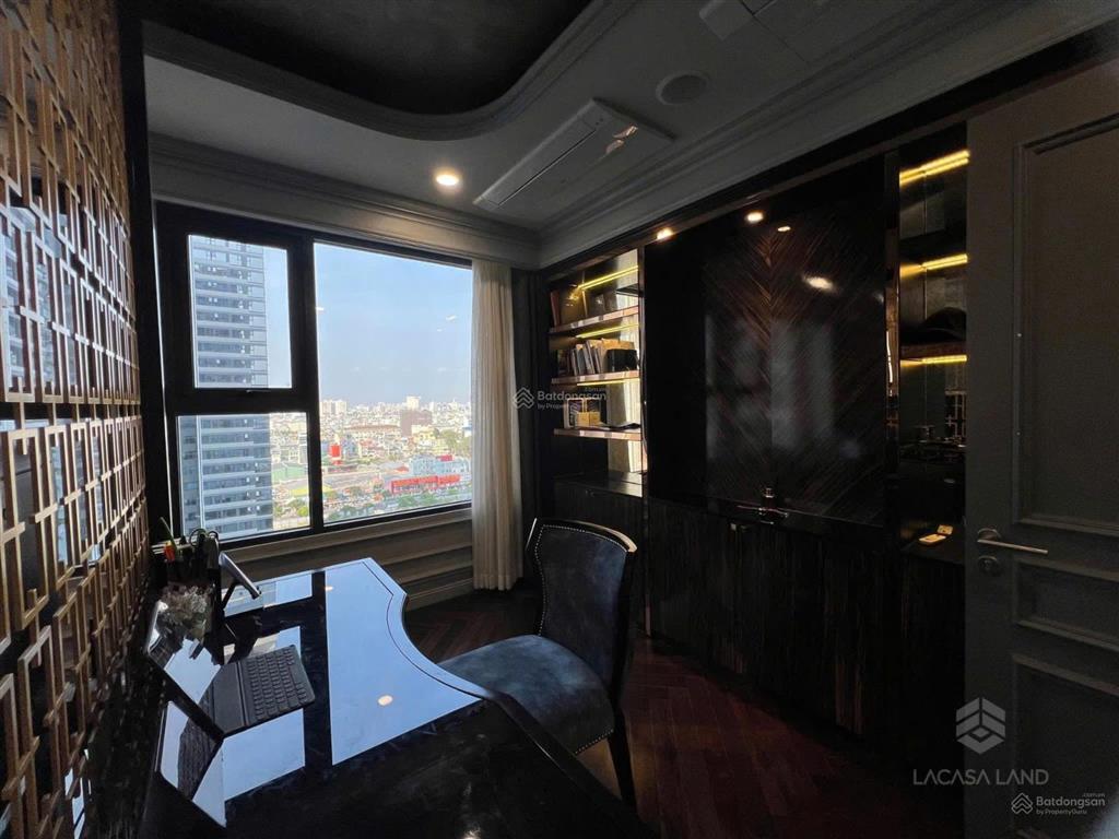 Cho thuê căn hộ 2pn/2wc, 15 triệu, 97m2 tại the flemington, q11, hcm, nhà đẹp.  0933 813 *** đức