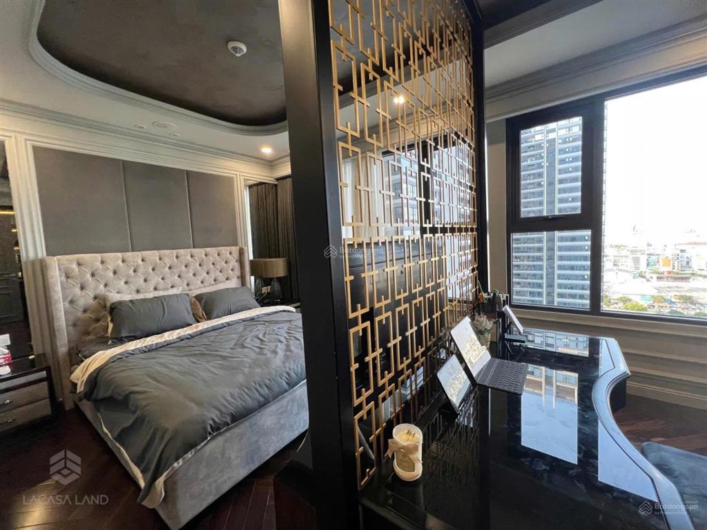 Cho thuê căn hộ chung cư tại kingdom 101, 17 triệu, 78 m2, 2pn/2wc, nhà đẹp.  0933 813 *** đức