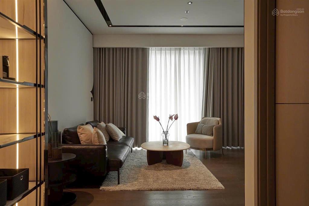 Cho thuê cc golden mansion, 18 triệu, 100m2, 3pn, 2wc, view đẹp, tiện ích cao cấp, có slot oto.