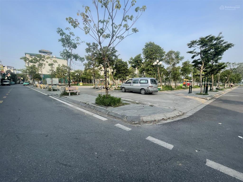 Siêu phẩm 45m kim chung đông anh đất vuông đẹp như tờ a4 oto tải vào tận đất
