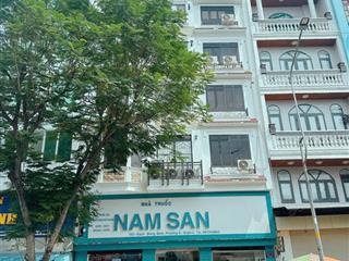 Mặt tiền quận 3, gần trương định  ngang 10m kết cấu 6 lầu, có 14 phòng chdv cho thuê  chỉ 19 tỷ